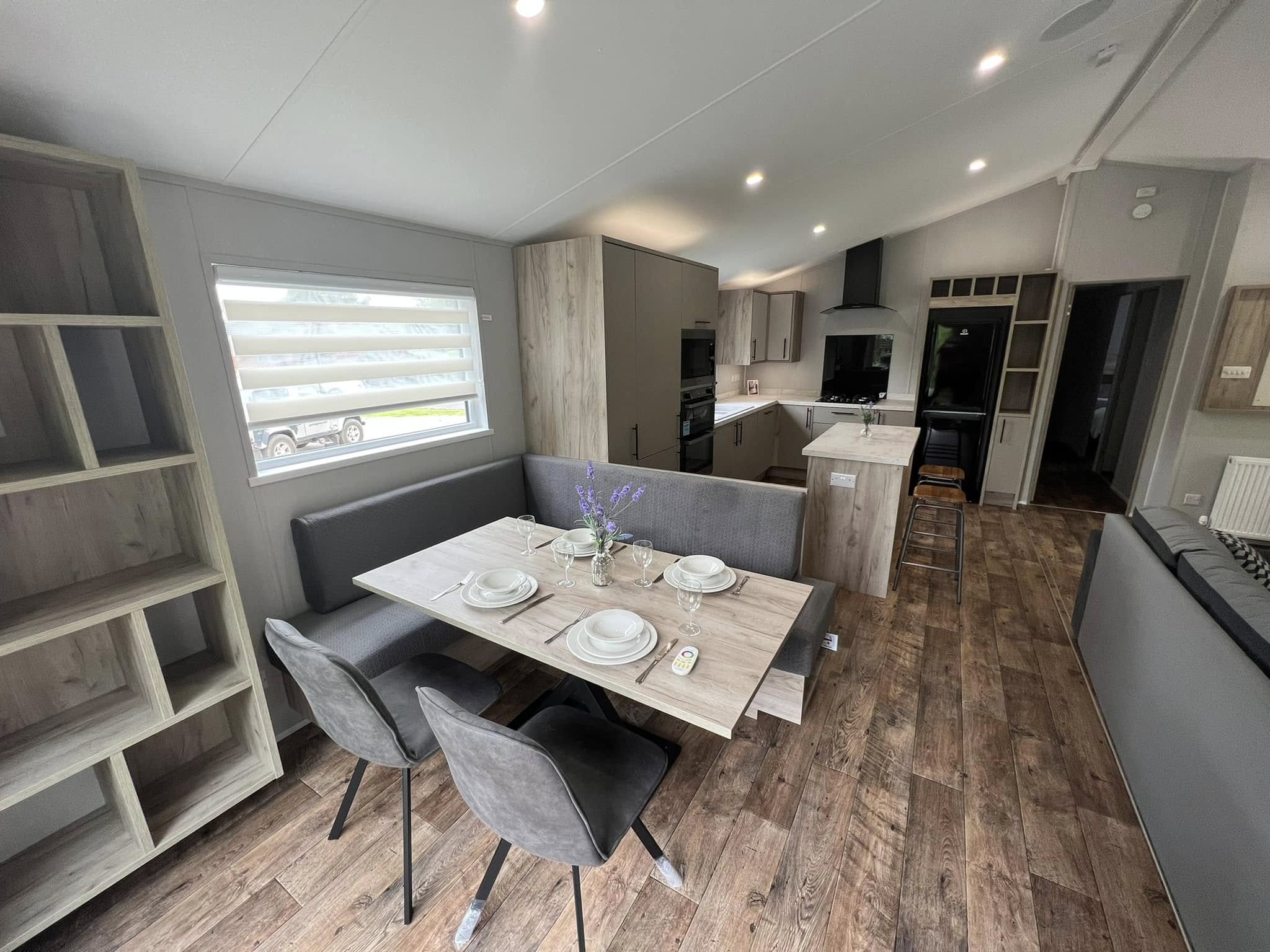 Dining area in Mapleton lodge 2022