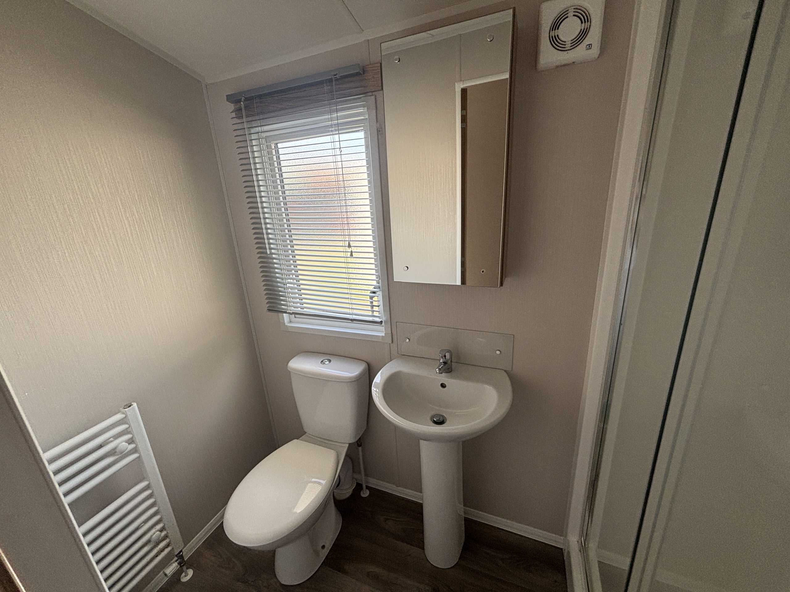 Family bathroom in the Willerby Manor 2023 caravan on Riverside 3 at Windy Harbour Holiday Park