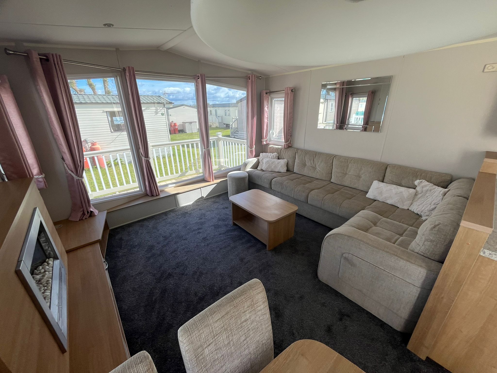 Lounge area and patio doors in the Willerby Sierra 2017