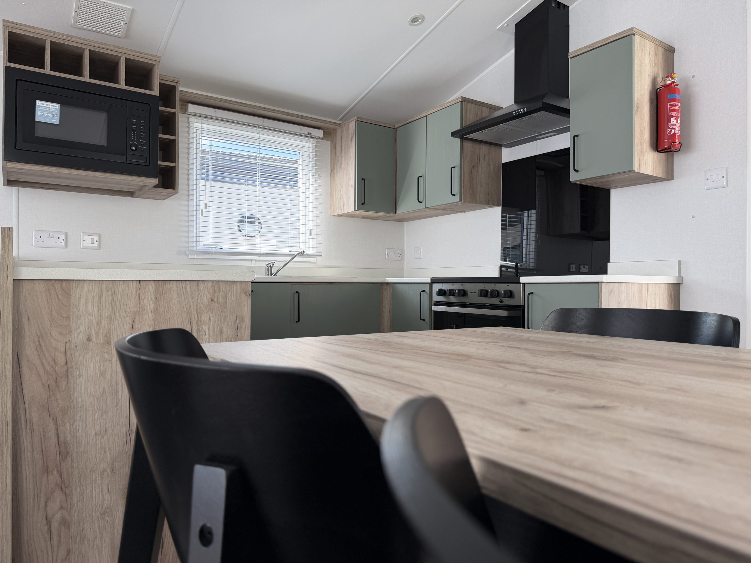 An image of the dining table in the Willerby Buxton 2026