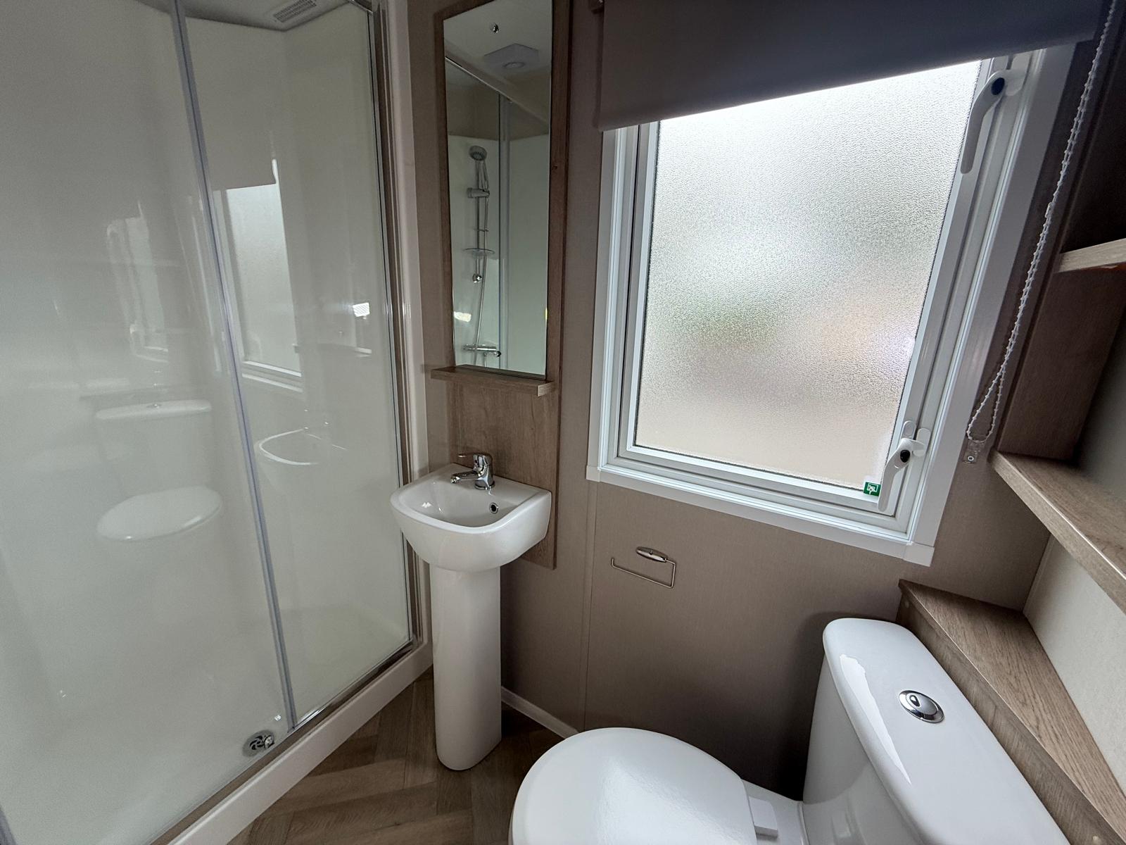 Image of the ensuite bathroom from the master bedroom in the Willerby Salisbury 2027. For sale at Partington's Holiday Centres, Blackpool
