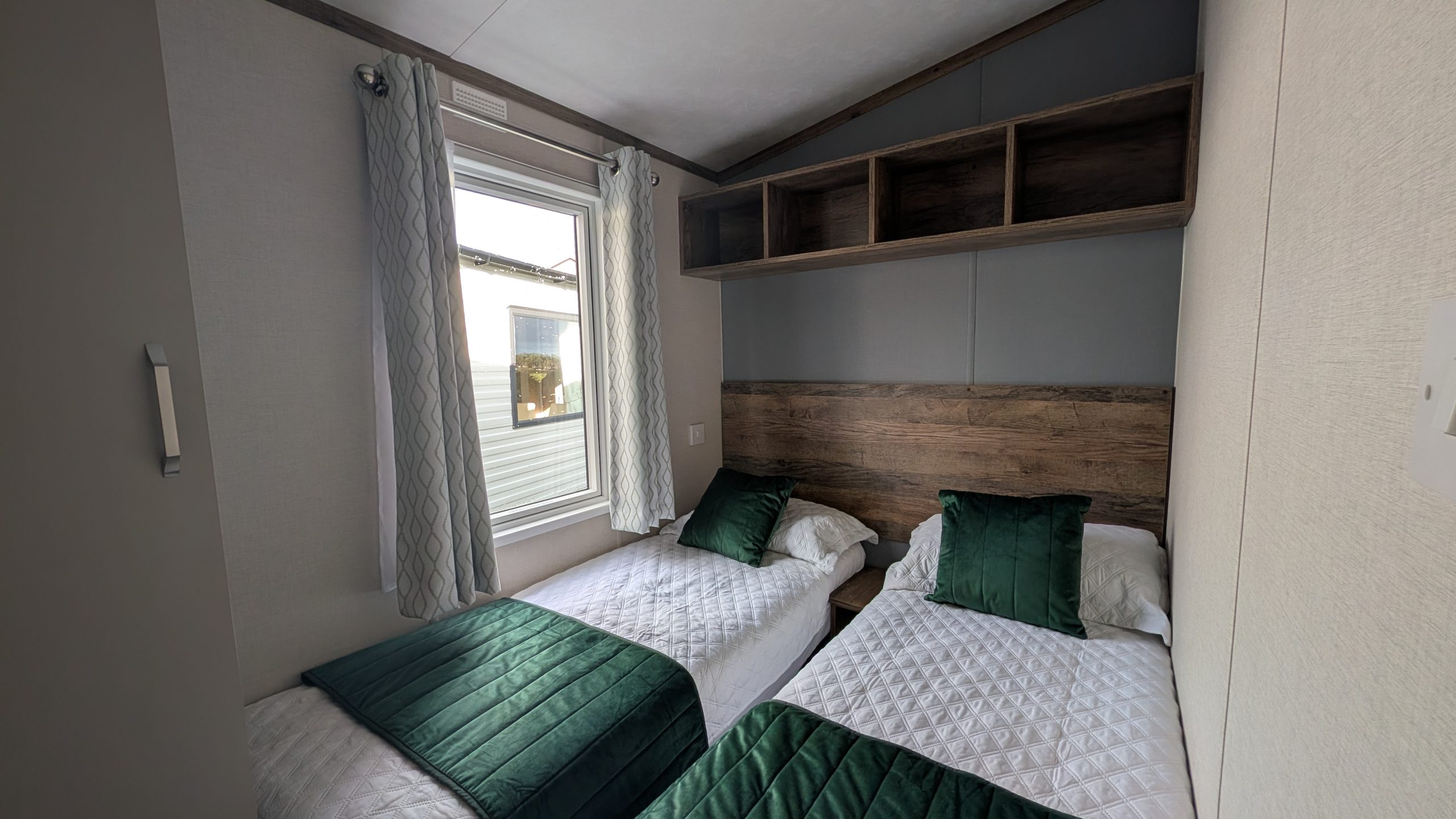 Twin bedroom of a Pemberton Elite 2026 at Tarn House